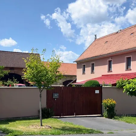 Baustel 펜션 Hostka (Usti nad Labem)